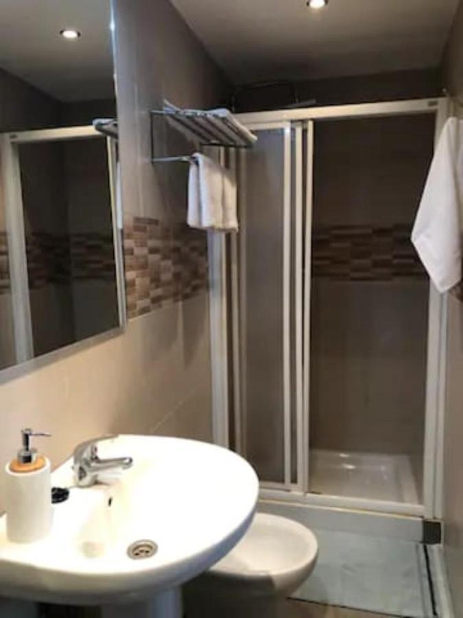 Apartamento Completo Reformado En Arco De Elvira - Centro Granada Luaran gambar