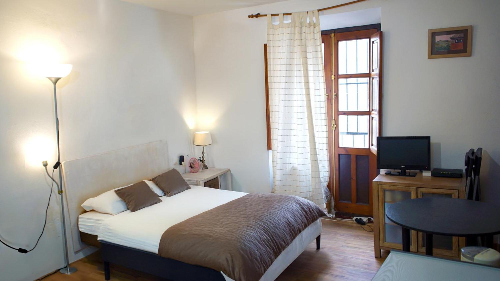 Apartamento Completo Reformado En Arco De Elvira - Centro Granada Luaran gambar